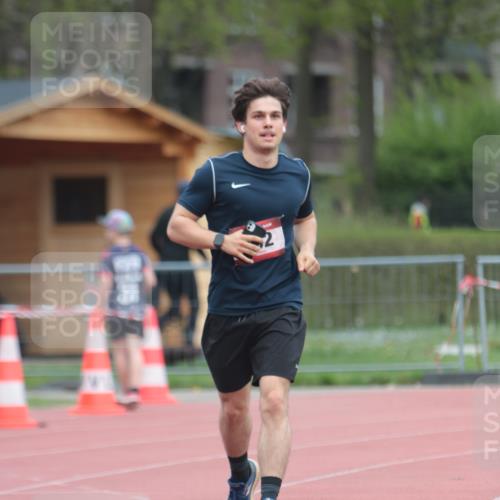 13.04.2025 - Hammer Lauf A. Gomolzig http://msf.ph/oto/7663688 13.04.2025 11:35:16 Ziel 302 meine-sportfotos.de