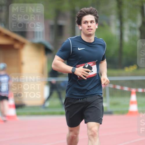 13.04.2025 - Hammer Lauf A. Gomolzig http://msf.ph/oto/7663697 13.04.2025 11:35:17 Ziel 302 meine-sportfotos.de
