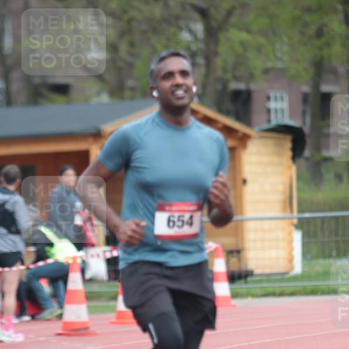 13.04.2025 - Hammer Lauf A. Gomolzig http://msf.ph/oto/7663713 13.04.2025 11:35:36 Ziel 654, 1344, 1897 meine-sportfotos.de