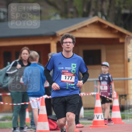 13.04.2025 - Hammer Lauf A. Gomolzig http://msf.ph/oto/7663771 13.04.2025 11:36:54 Ziel 177 meine-sportfotos.de