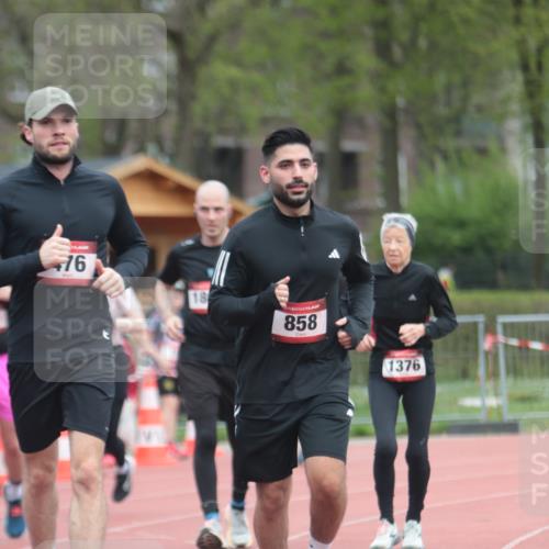 13.04.2025 - Hammer Lauf A. Gomolzig http://msf.ph/oto/7663797 13.04.2025 11:37:44 Ziel 4, 7, 476, 737, 858, 1376, 1802 meine-sportfotos.de