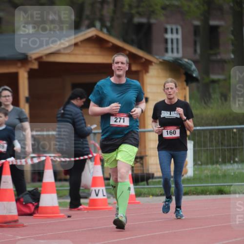 13.04.2025 - Hammer Lauf A. Gomolzig http://msf.ph/oto/7663847 13.04.2025 11:38:34 Ziel 271, 327 meine-sportfotos.de