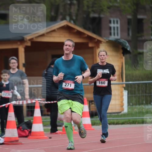 13.04.2025 - Hammer Lauf A. Gomolzig http://msf.ph/oto/7663849 13.04.2025 11:38:34 Ziel 271, 327 meine-sportfotos.de