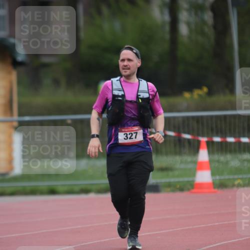 13.04.2025 - Hammer Lauf A. Gomolzig http://msf.ph/oto/7663851 13.04.2025 11:38:36 Ziel 160, 271, 327 meine-sportfotos.de