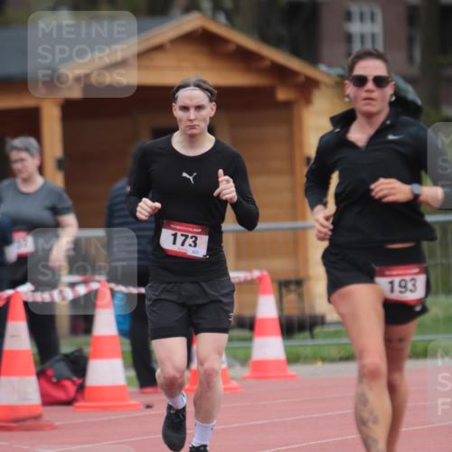13.04.2025 - Hammer Lauf A. Gomolzig http://msf.ph/oto/7663865 13.04.2025 11:38:44 Ziel 160, 173, 193, 327 meine-sportfotos.de