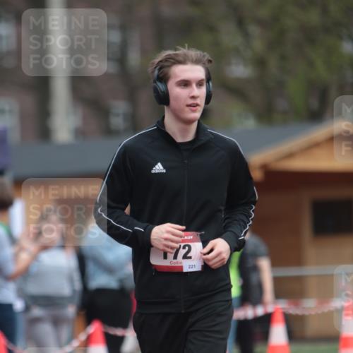 13.04.2025 - Hammer Lauf A. Gomolzig http://msf.ph/oto/7663880 13.04.2025 11:38:59 Ziel 5, 172 meine-sportfotos.de
