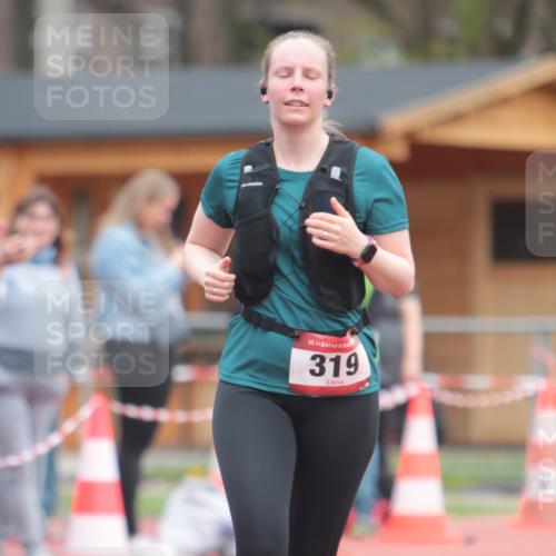 13.04.2025 - Hammer Lauf A. Gomolzig http://msf.ph/oto/7663927 13.04.2025 11:39:34 Ziel 319 meine-sportfotos.de