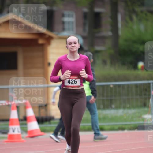 13.04.2025 - Hammer Lauf A. Gomolzig http://msf.ph/oto/7663941 13.04.2025 11:40:03 Ziel 426 meine-sportfotos.de