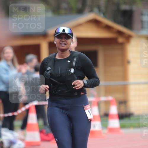 13.04.2025 - Hammer Lauf A. Gomolzig http://msf.ph/oto/7663980 13.04.2025 11:41:01 Ziel 604, 1768 meine-sportfotos.de