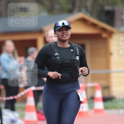 13.04.2025 - Hammer Lauf A. Gomolzig http://msf.ph/oto/7663982 13.04.2025 11:41:02 Ziel 604, 1768 meine-sportfotos.de