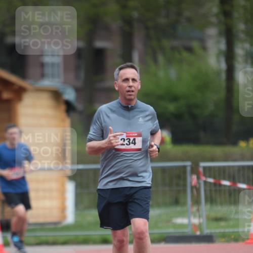 13.04.2025 - Hammer Lauf A. Gomolzig http://msf.ph/oto/7663994 13.04.2025 11:41:14 Ziel 234 meine-sportfotos.de
