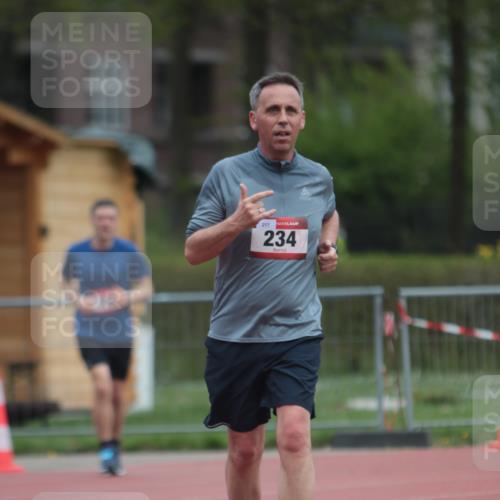 13.04.2025 - Hammer Lauf A. Gomolzig http://msf.ph/oto/7663996 13.04.2025 11:41:15 Ziel 234 meine-sportfotos.de