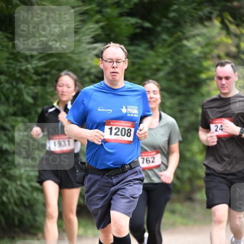 13.04.2025 - Hammer Lauf Dr. Thomas Lammeyer http://msf.ph/oto/7664036 13.04.2025 11:33:08 Laufen 21, 07, 2013, 24, 1931, 15, 1208, 762 meine-sportfotos.de