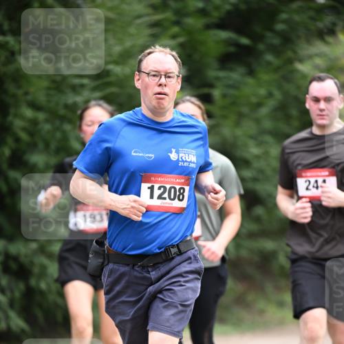 13.04.2025 - Hammer Lauf Dr. Thomas Lammeyer http://msf.ph/oto/7664046 13.04.2025 11:33:09 Laufen 21, 07, 2013, 1931, 15, 1208, 244 meine-sportfotos.de