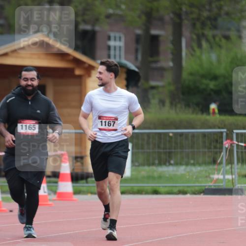 13.04.2025 - Hammer Lauf A. Gomolzig http://msf.ph/oto/7664052 13.04.2025 11:45:53 Ziel 1165, 1166, 1167 meine-sportfotos.de