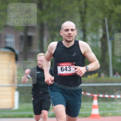 13.04.2025 - Hammer Lauf A. Gomolzig http://msf.ph/oto/7664073 13.04.2025 11:46:42 Ziel 452, 643 meine-sportfotos.de