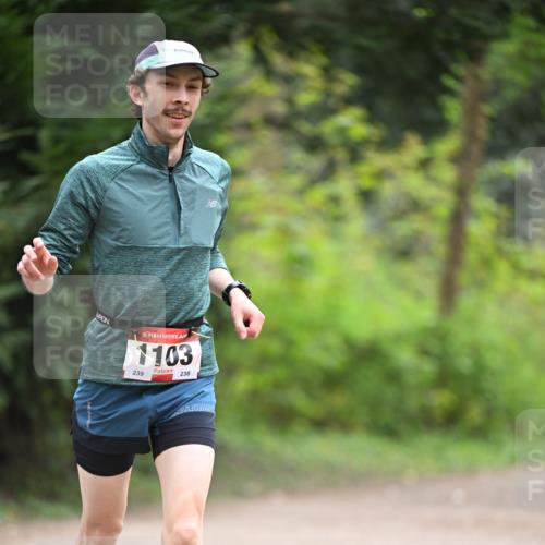 13.04.2025 - Hammer Lauf Dr. Thomas Lammeyer http://msf.ph/oto/7664077 13.04.2025 11:33:22 Laufen 15, 1103, 239, 238 meine-sportfotos.de