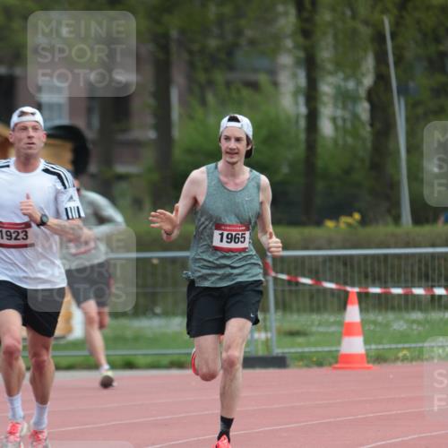 13.04.2025 - Hammer Lauf A. Gomolzig http://msf.ph/oto/7664101 13.04.2025 11:48:24 Ziel 559, 1923, 1965 meine-sportfotos.de