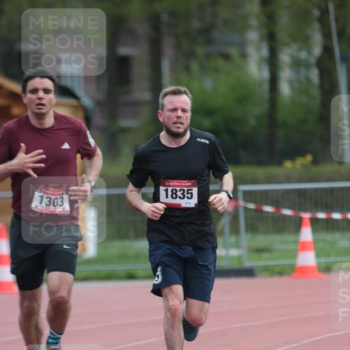 13.04.2025 - Hammer Lauf A. Gomolzig http://msf.ph/oto/7664126 13.04.2025 11:48:55 Ziel 1303, 1835 meine-sportfotos.de