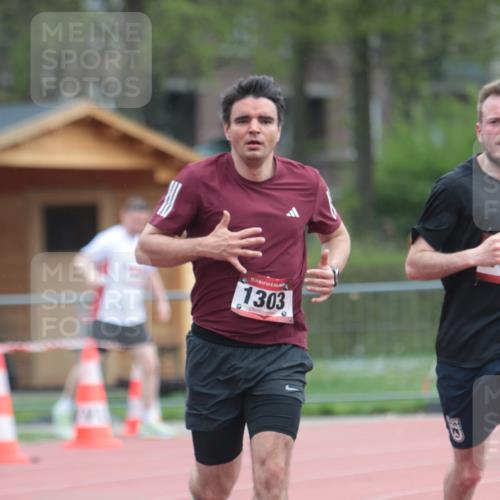 13.04.2025 - Hammer Lauf A. Gomolzig http://msf.ph/oto/7664127 13.04.2025 11:48:56 Ziel 1303, 1835 meine-sportfotos.de