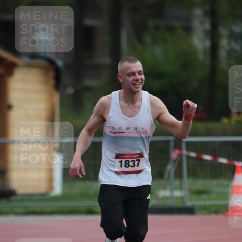 13.04.2025 - Hammer Lauf A. Gomolzig http://msf.ph/oto/7664140 13.04.2025 11:49:27 Ziel 1837 meine-sportfotos.de