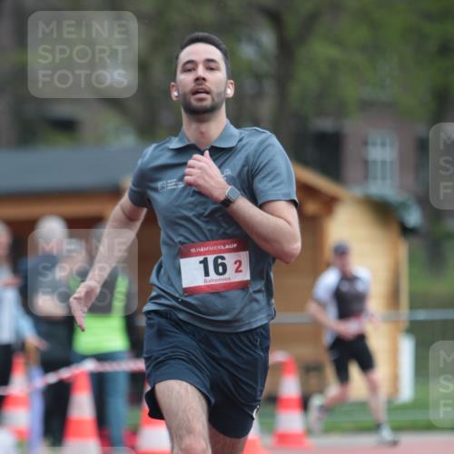 13.04.2025 - Hammer Lauf A. Gomolzig http://msf.ph/oto/7664158 13.04.2025 11:49:48 Ziel 13, 16 meine-sportfotos.de
