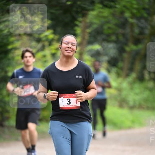 13.04.2025 - Hammer Lauf Dr. Thomas Lammeyer http://msf.ph/oto/7664164 13.04.2025 11:33:40 Laufen 15, 31 meine-sportfotos.de
