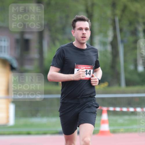 13.04.2025 - Hammer Lauf A. Gomolzig http://msf.ph/oto/7664170 13.04.2025 11:49:58 Ziel 1044 meine-sportfotos.de