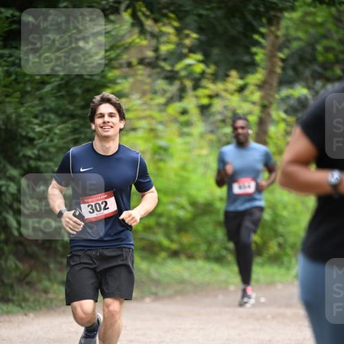 13.04.2025 - Hammer Lauf Dr. Thomas Lammeyer http://msf.ph/oto/7664171 13.04.2025 11:33:41 Laufen 15, 302 meine-sportfotos.de