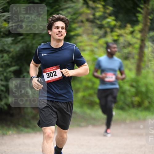 13.04.2025 - Hammer Lauf Dr. Thomas Lammeyer http://msf.ph/oto/7664187 13.04.2025 11:33:42 Laufen 15, 302 meine-sportfotos.de