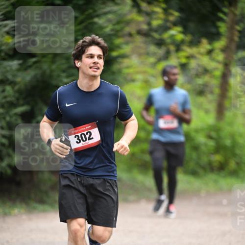 13.04.2025 - Hammer Lauf Dr. Thomas Lammeyer http://msf.ph/oto/7664189 13.04.2025 11:33:42 Laufen 15, 302 meine-sportfotos.de