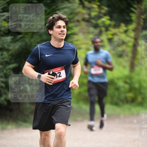 13.04.2025 - Hammer Lauf Dr. Thomas Lammeyer http://msf.ph/oto/7664191 13.04.2025 11:33:42 Laufen 02 meine-sportfotos.de