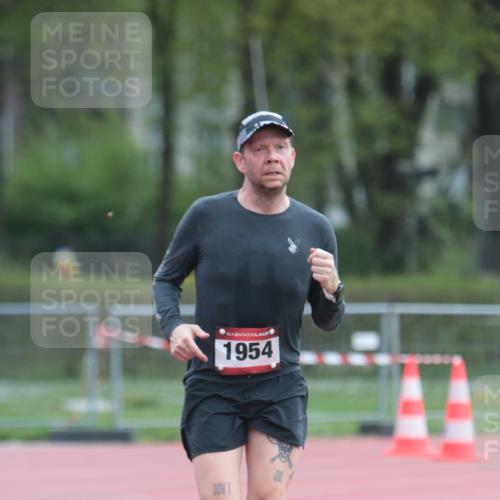 13.04.2025 - Hammer Lauf A. Gomolzig http://msf.ph/oto/7664193 13.04.2025 11:50:38 Ziel 112, 1954 meine-sportfotos.de