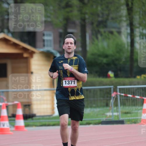 13.04.2025 - Hammer Lauf A. Gomolzig http://msf.ph/oto/7664202 13.04.2025 11:50:51 Ziel 1184, 1371 meine-sportfotos.de