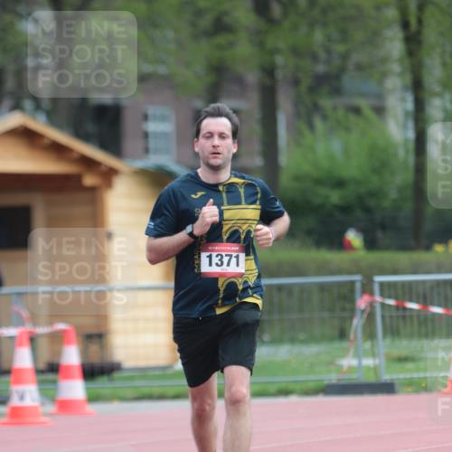 13.04.2025 - Hammer Lauf A. Gomolzig http://msf.ph/oto/7664204 13.04.2025 11:50:51 Ziel 1184, 1371 meine-sportfotos.de