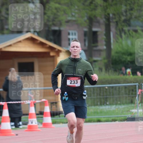 13.04.2025 - Hammer Lauf A. Gomolzig http://msf.ph/oto/7664208 13.04.2025 11:51:15 Ziel 233 meine-sportfotos.de