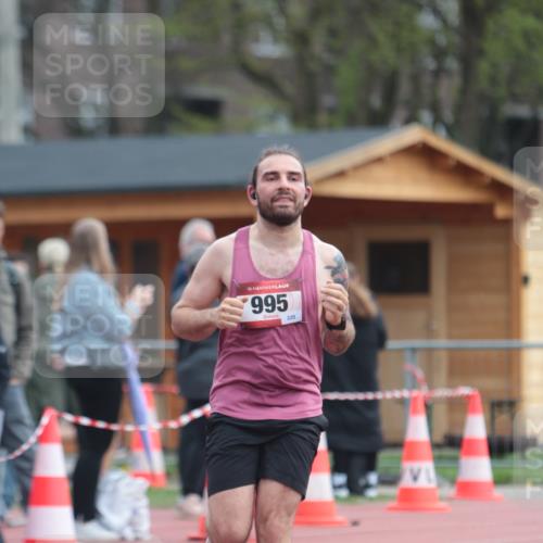 13.04.2025 - Hammer Lauf A. Gomolzig http://msf.ph/oto/7664223 13.04.2025 11:51:28 Ziel 221, 532, 995, 1940, 1989 meine-sportfotos.de