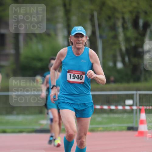 13.04.2025 - Hammer Lauf A. Gomolzig http://msf.ph/oto/7664231 13.04.2025 11:51:31 Ziel 221, 532, 1940, 1989 meine-sportfotos.de