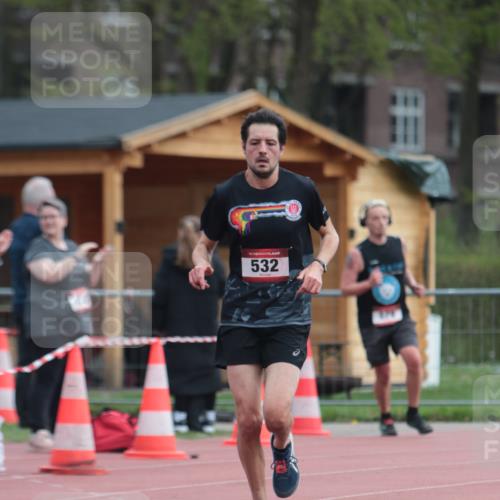 13.04.2025 - Hammer Lauf A. Gomolzig http://msf.ph/oto/7664238 13.04.2025 11:51:34 Ziel 221, 532, 579, 1940, 1989 meine-sportfotos.de
