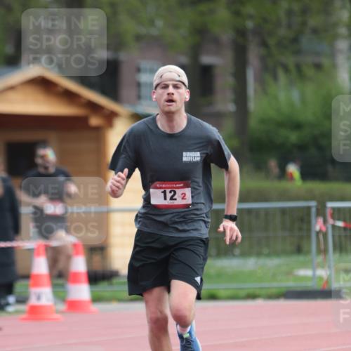 13.04.2025 - Hammer Lauf A. Gomolzig http://msf.ph/oto/7664272 13.04.2025 11:52:16 Ziel 12, 17 meine-sportfotos.de
