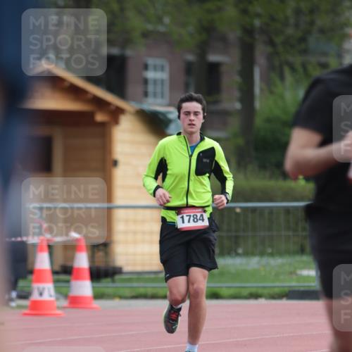 13.04.2025 - Hammer Lauf A. Gomolzig http://msf.ph/oto/7664283 13.04.2025 11:52:22 Ziel 17, 1784 meine-sportfotos.de