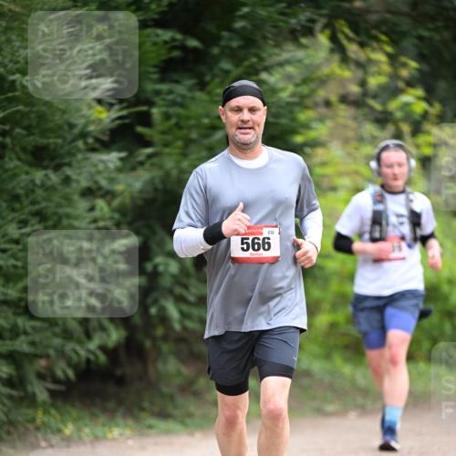 13.04.2025 - Hammer Lauf Dr. Thomas Lammeyer http://msf.ph/oto/7664290 13.04.2025 11:34:03 Laufen 232, 566 meine-sportfotos.de