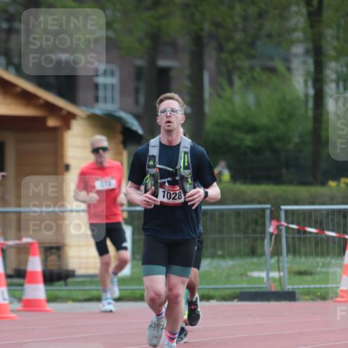 13.04.2025 - Hammer Lauf A. Gomolzig http://msf.ph/oto/7664328 13.04.2025 11:53:55 Ziel 161, 730, 1028 meine-sportfotos.de