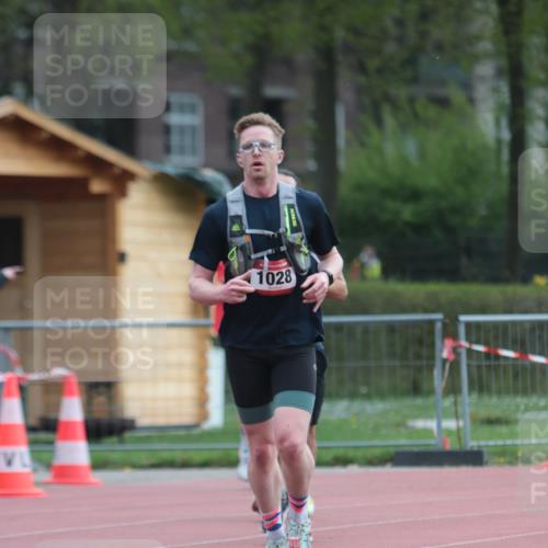 13.04.2025 - Hammer Lauf A. Gomolzig http://msf.ph/oto/7664330 13.04.2025 11:53:56 Ziel 161, 273, 730, 1028 meine-sportfotos.de