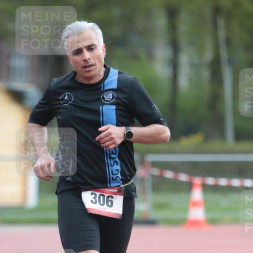 13.04.2025 - Hammer Lauf A. Gomolzig http://msf.ph/oto/7664366 13.04.2025 11:54:09 Ziel 306, 1899 meine-sportfotos.de
