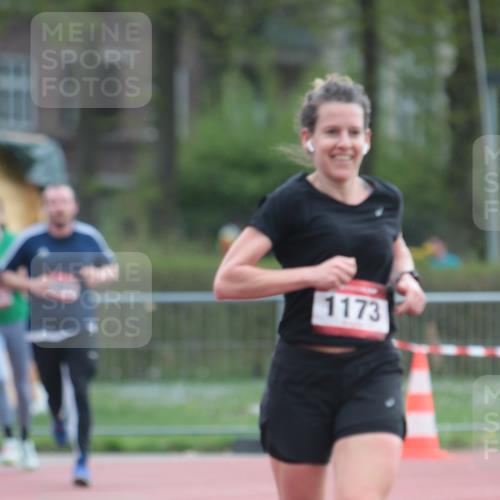 13.04.2025 - Hammer Lauf A. Gomolzig http://msf.ph/oto/7664396 13.04.2025 11:54:55 Ziel 14, 1173, 1257 meine-sportfotos.de