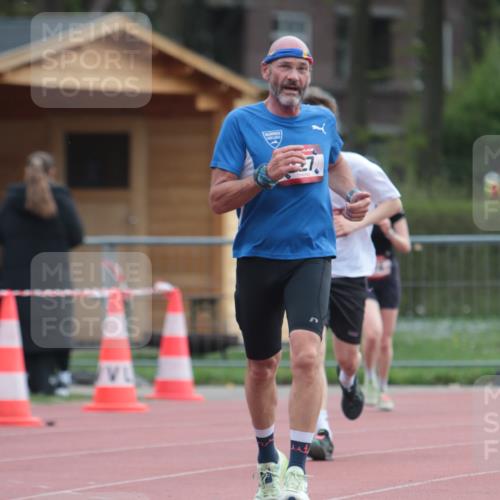 13.04.2025 - Hammer Lauf A. Gomolzig http://msf.ph/oto/7664431 13.04.2025 11:55:24 Ziel 2, 227, 468, 874 meine-sportfotos.de