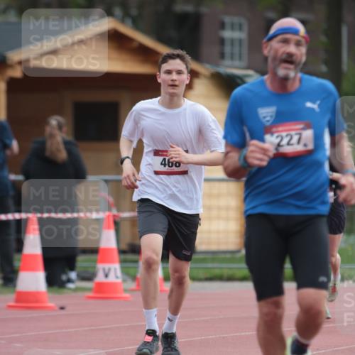 13.04.2025 - Hammer Lauf A. Gomolzig http://msf.ph/oto/7664436 13.04.2025 11:55:26 Ziel 2, 227, 468, 874 meine-sportfotos.de