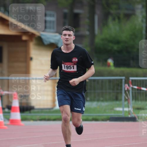 13.04.2025 - Hammer Lauf A. Gomolzig http://msf.ph/oto/7664470 13.04.2025 11:56:00 Ziel 1819, 1951 meine-sportfotos.de
