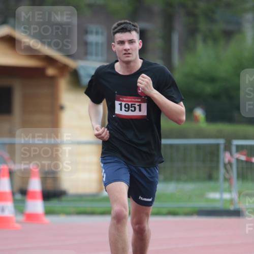 13.04.2025 - Hammer Lauf A. Gomolzig http://msf.ph/oto/7664473 13.04.2025 11:56:01 Ziel 1951 meine-sportfotos.de